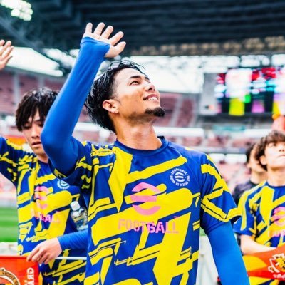 LISEM CHANNEL📺 しょうへいです！主にカメラでたまに球蹴ってます⚽️ インフルエンサーサッカーチーム、WINNER’Sの19番です🤙https://t.co/fCC1WhFkMq