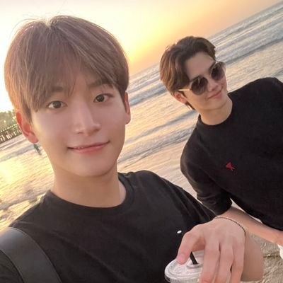 archive for #민희 & #정모 of #크래비티 (slow/rt bot/busy)