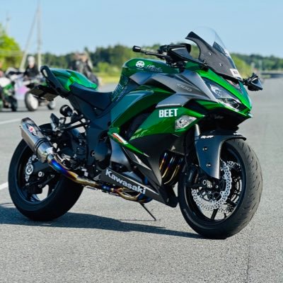 🦁ケリーです🏍NINJA1000(18)🏍にのってます。 ☆道志⛰☆宮ヶ瀬☆奥多摩⛰☆箱根⛰☆湘南🌊☆河口湖🚤☆山中湖🚣 この辺のCafeに出没します。🤗仲良くして下さ〜い🤗