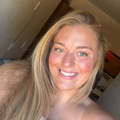 christensenrach's profile picture. vh’ 21                                                                           usd’24