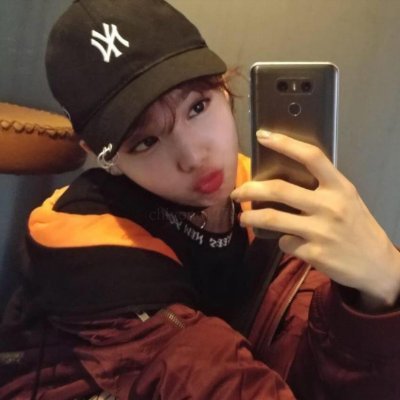 chiyono127669's profile picture. 受験生 // 157 // 貧乳 // 会いたい系 // くっつき虫 // えちいこととかいろいろ
🌷 生 https://t.co/t9NUMeaQeB