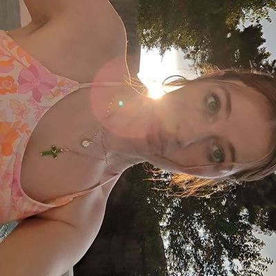 iamthealexm's profile picture. jengles  🫶🏻