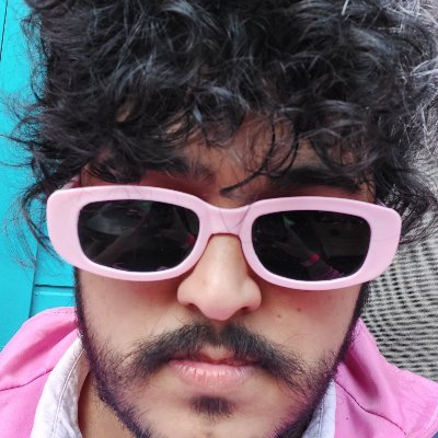 Jornalista no @estadao. ex @gamarevista e @canaltech. one must imagine cebolinha happy. ele/dele.