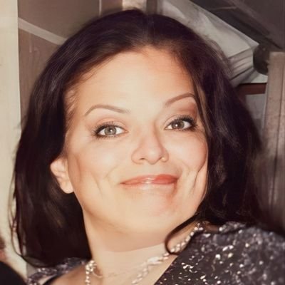 ClaudiaCCC5's profile picture. Esta cuenta defiende a la República y espera q un dia los argentinos reaccionen y exijan al poder judicial q deje de ser la cloaca en q se ha convertido.