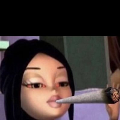 prettykittyel's profile picture. cat momma