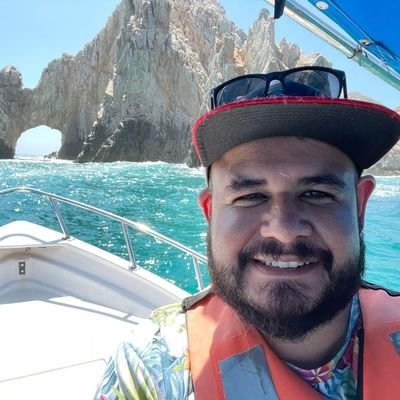 Gaymer Nintendero 🎮, Geek 🥸,
GDL - 🌮🇲🇽 🌈🏳️🌈
Informatico - 👔
Amante de la tecnologia 💻
tranquilo 😶
ocaciones hago live en tiktok!
@lepeflygon21