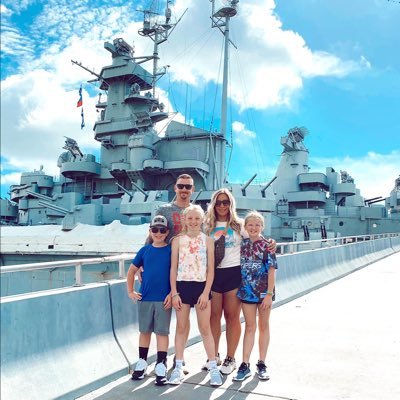 Christ Follower, Husband, and Dad to @graciekw2028 🥎, Faith, and Levi. Put on the Full Armor of God EPH 6:11