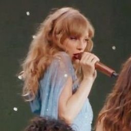 I'm just a regular 19 year old who is obsessed with taylor swift, tv shows, movies, books and music.