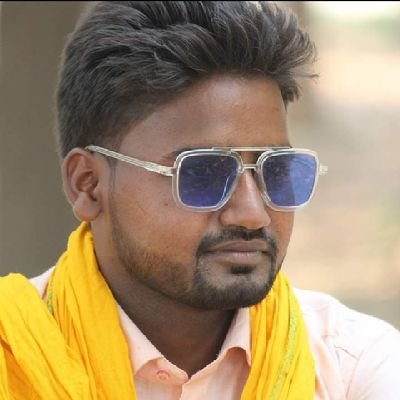 ArvindY46938866's profile picture. 🚩336 विधानसभा क्षेत्र रुद्रपुर देवरिया यूपी
🚩हिंदू युवा वाहिनी सदस्य 🚩
#जयश्रीराम🚩🚩