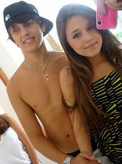 Te amo 
              by: namorada