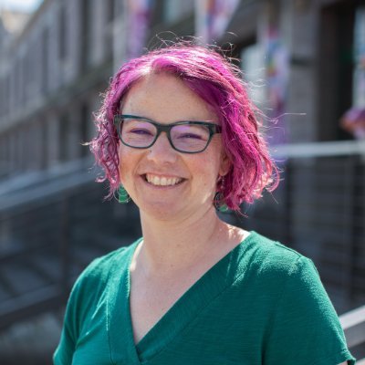 Director #DevRel @Camunda🥑 #DevRelBook author https://t.co/GE5CCm19wQ 📚 @community_pulse🎙 #DevRelWeekly📝 @jermops's partner 💗 #MayaMalle #LillieRaptor 🐶