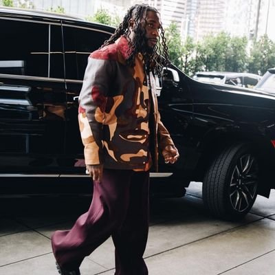 Burnabig73's profile picture. GOD FIRST ||@arsenal|| outsider 🦍🦍🦍||messi is the goat ||meekmill 🐐🐐🐐