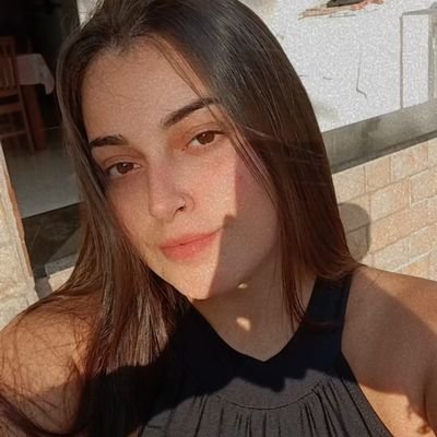 Happiness guide me! 💛✨
Madrinha da Aylla 💕 - Mamãe da Maya 💜