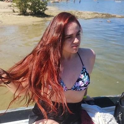 Rj
Flamenguista 🖤❤
24 years
FicWriter 
Gestora de Empresas
MarvelGirl 
Demissexual 🖤🤍💜