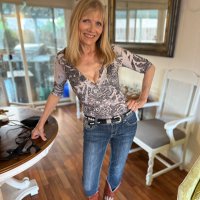 Lenore Mann (@dancingrantzuma) 's Twitter Profile Photo