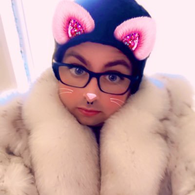 🦊fur/ sheepskin fetish  🎀 sissy/ feminization  🦊 pet play  💦 pee play  🏳️‍⚧️ Trans Girl   DM Me