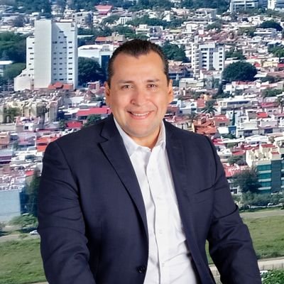 Regidor en @GuadalajaraGob (2021-2024) Empresario del sector agroalimentario. Ex Pdte UCMA, A.C.   Presidente de la Comisión de Mercados y Centrales de Abastos.