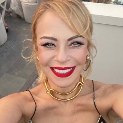 KutsalTuac's profile picture. woman entrepreneur in 3D Printing technologies, ACI Forever, ODTÜlü bir 35,5