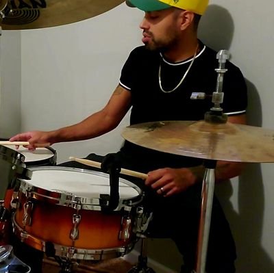 sologuac's profile picture. Beat maker by nature, former ABL Boxer 🥊 Apex sweaty, husband,father, pokemaster and Professional clown🤡

                    https://t.co/6ceh94isn6