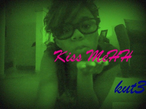 badd_l0ve's profile picture. im goofy kut3 i love 2 play b-ball run track draw nd i love 2 hangout wit franns nd go shoppin nd go 2 da movies.........  i also like partyin