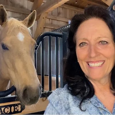 I Partner with my Horses to help Women get Unstuck, Experience Freedom, Discover their Passion, Find Joy, Pursue their Dreams and Begin Living an Inspired Life.
