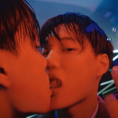 brwtzzz's profile picture. '03 - only rts