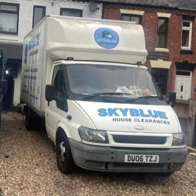 Family-owned professional removals service based in Coventry. House clearances, cleaning service. Competitive prices, free quotation.Call 07801532416