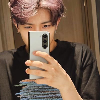 elisjan_mateo's profile picture. 