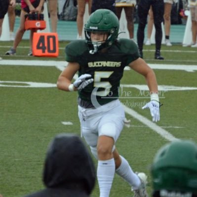 ECHS 26’ FB/DE 5’11 170 📲409-289-5917 🧠 3.7 Gpa