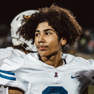 6’0 145 lbs American Football Email: Braylonwilliams21@gmail.com Phone (preferred) 574-302-4842