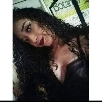 Carioca🌊🐚🍻
Flameguista🔴⚫
Escorpiana🦂
filha de oxum💛
Mamãe do Matheo🧸💙