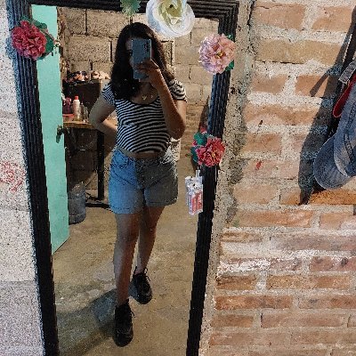 Jazzgarcia_18's profile picture. 