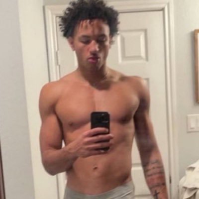 ExplicitBoiz's profile picture. 