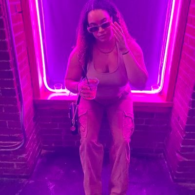 laurynkathleen5's profile picture. they call me Ms. Pearly // sc: laurynk29