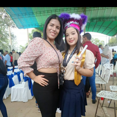 DanieliLea74577's profile picture. 