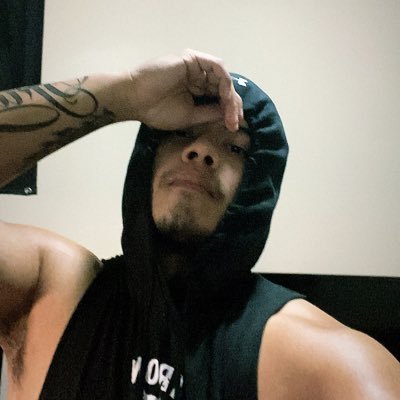 rrudeG's profile picture. SOLID AS THEY COME💯 If They Dont Give Me The Crown Ima Take It👑