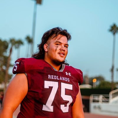 University of Redlands Football '24 Aspiring Creative Director. Barstool Athlete. LLA LLK