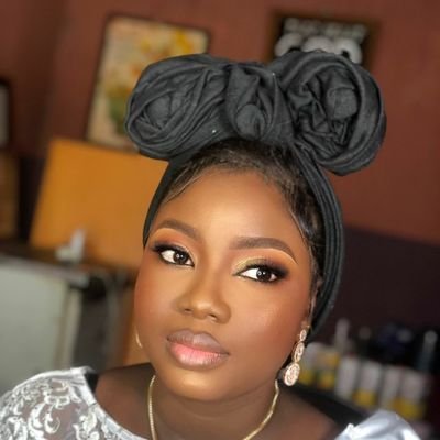 chefgold0406's profile picture. Chef😊
Fashionista 🥂