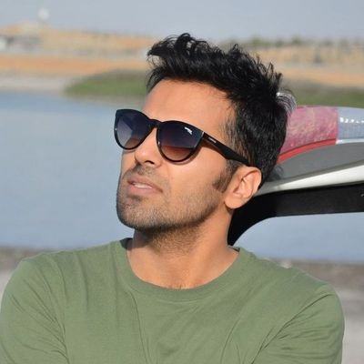 mohsenflz's profile picture. وکیل