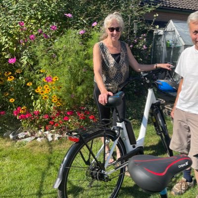 Retired from a career in medicines research. Interested in building fresh mindsets at a time of environmental crisis. Married to ecologist @TonyWhitbread2