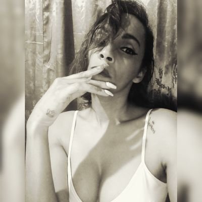 ronelleprins2_0's profile picture. I am a self made God fearing woman. 

I did not come here to play.