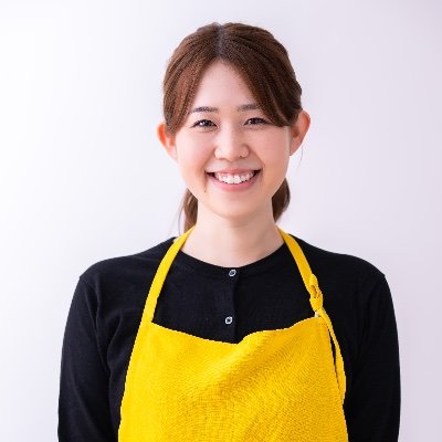 料理研究家 ／ 食卓の新たなレパートリーになる料理を作りたい！(ほぼ)食材2〜3つで作れる、簡単だけど手抜きじゃない、どこか面白さのある料理を心がけてレシピをつぶやきます🍳