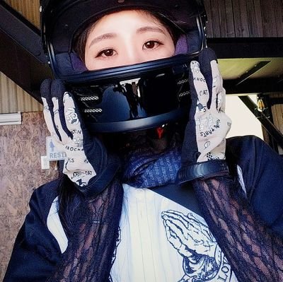 ゆかチャンネル公式Twitter 【バイクYouTube】https://t.co/EuUoc2r88m
【山海ベース】サブチャンhttps://t.co/6cPeaZ5NmW