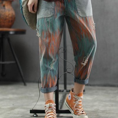 veryfunpilgrim's profile picture. a skeleton choking on a crust of bread