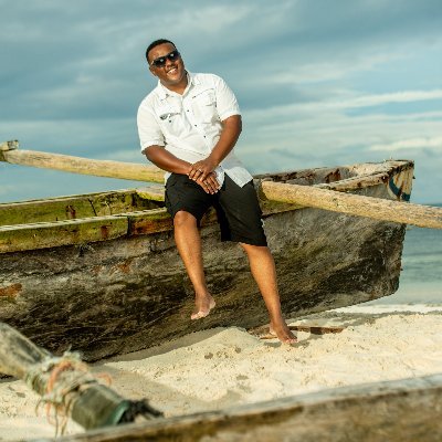 mojemccreadie's profile picture. Father/ husband/ entrepreneur/ creative.Arsenal, All blacks and Crusaders fun in that order.