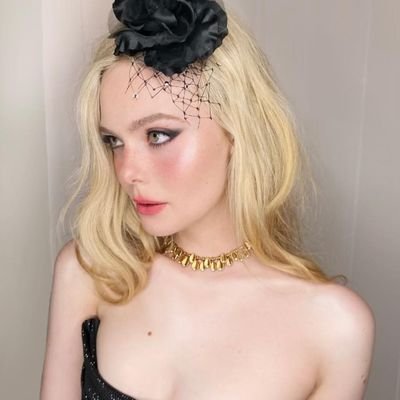 ellesmyangel's profile picture.