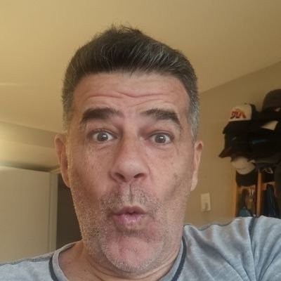 Actor,conductor,embajador de @unicefargentina desde hace 33 años!Nada de politica!
https://t.co/c8142W08fs