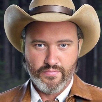 Chroniclover52's profile picture. 