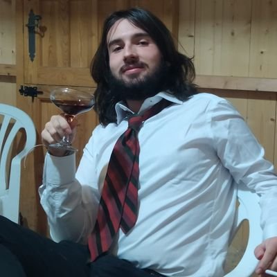 Jjgh142's profile picture. 