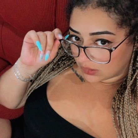 Se é minha ousadia que te incomoda, então o problema não é meu.🍃🥵